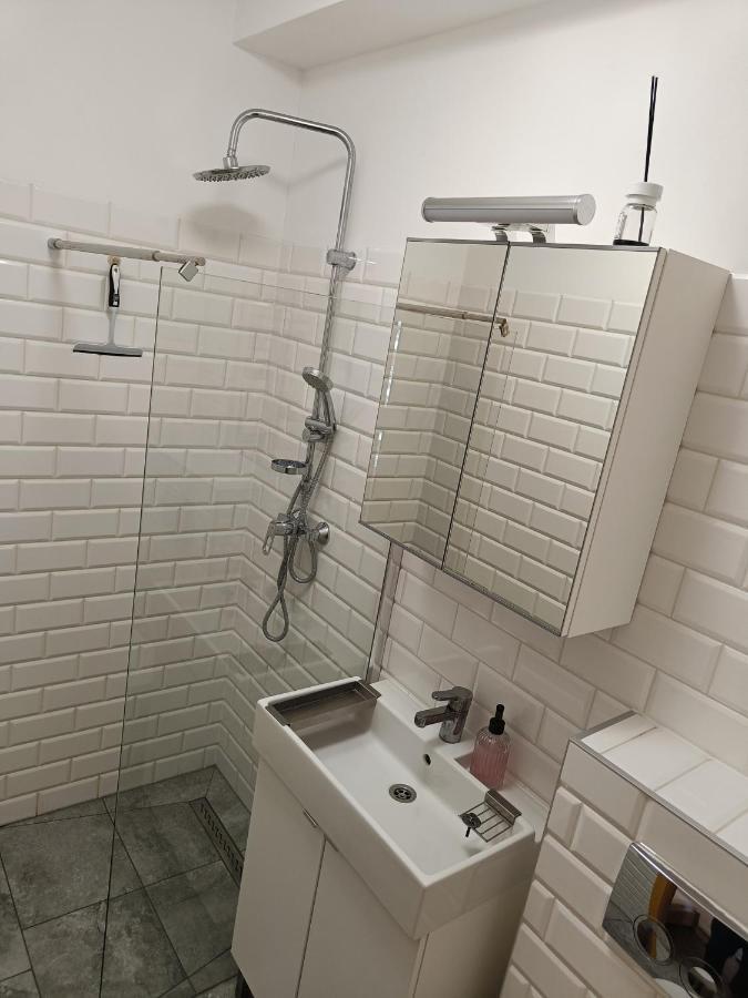 Blues Rooms غدينيا المظهر الخارجي الصورة