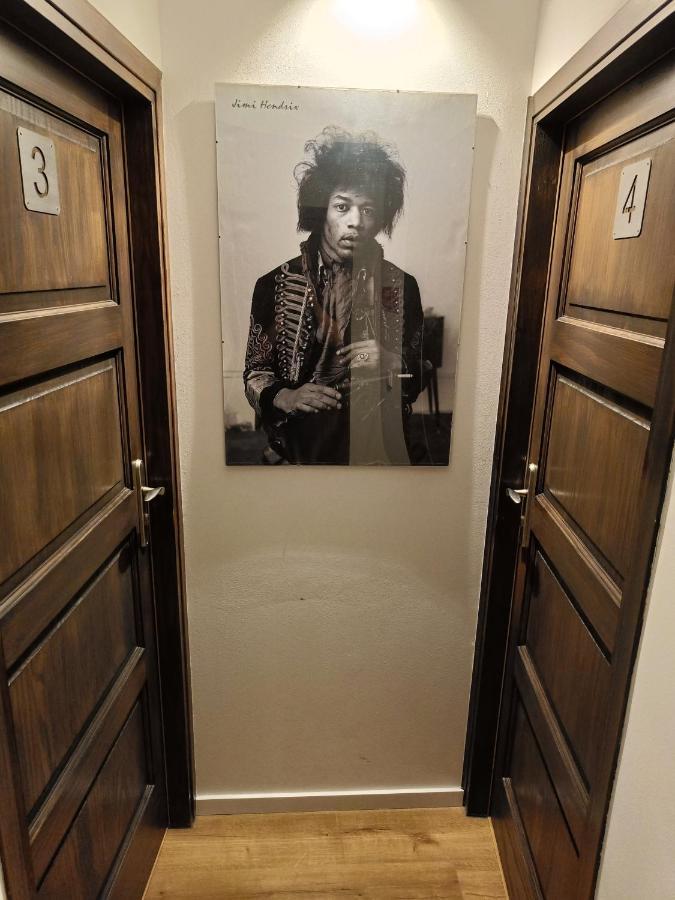 Blues Rooms غدينيا المظهر الخارجي الصورة